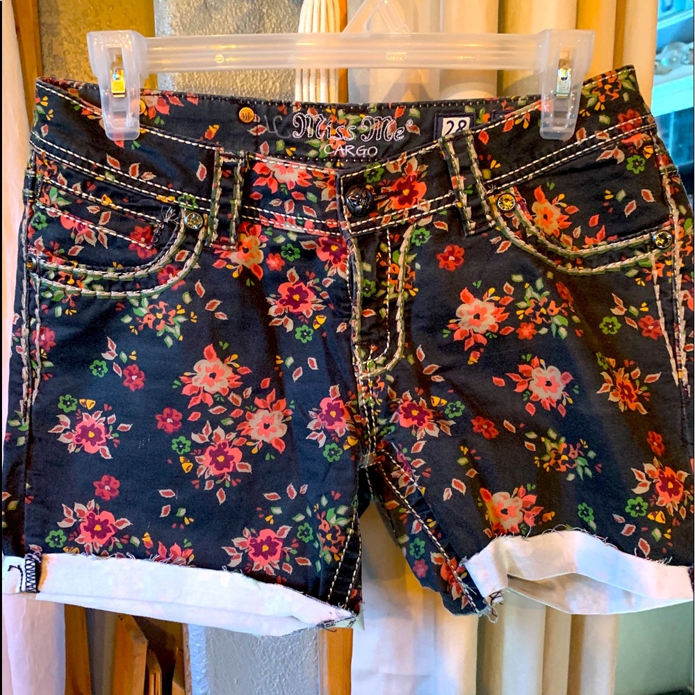 Miss Me floral Shorts